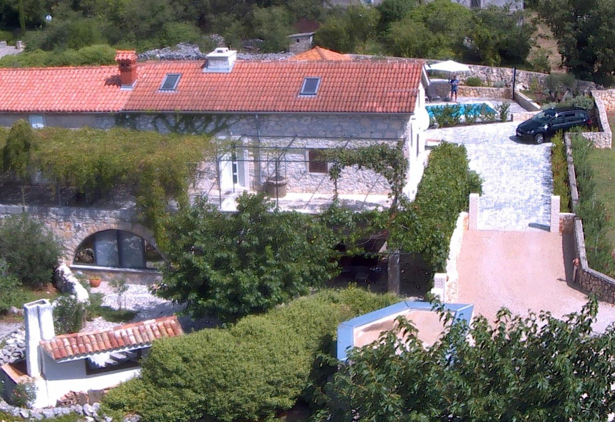 Villa Diny With Pool Pinezići Екстериор снимка